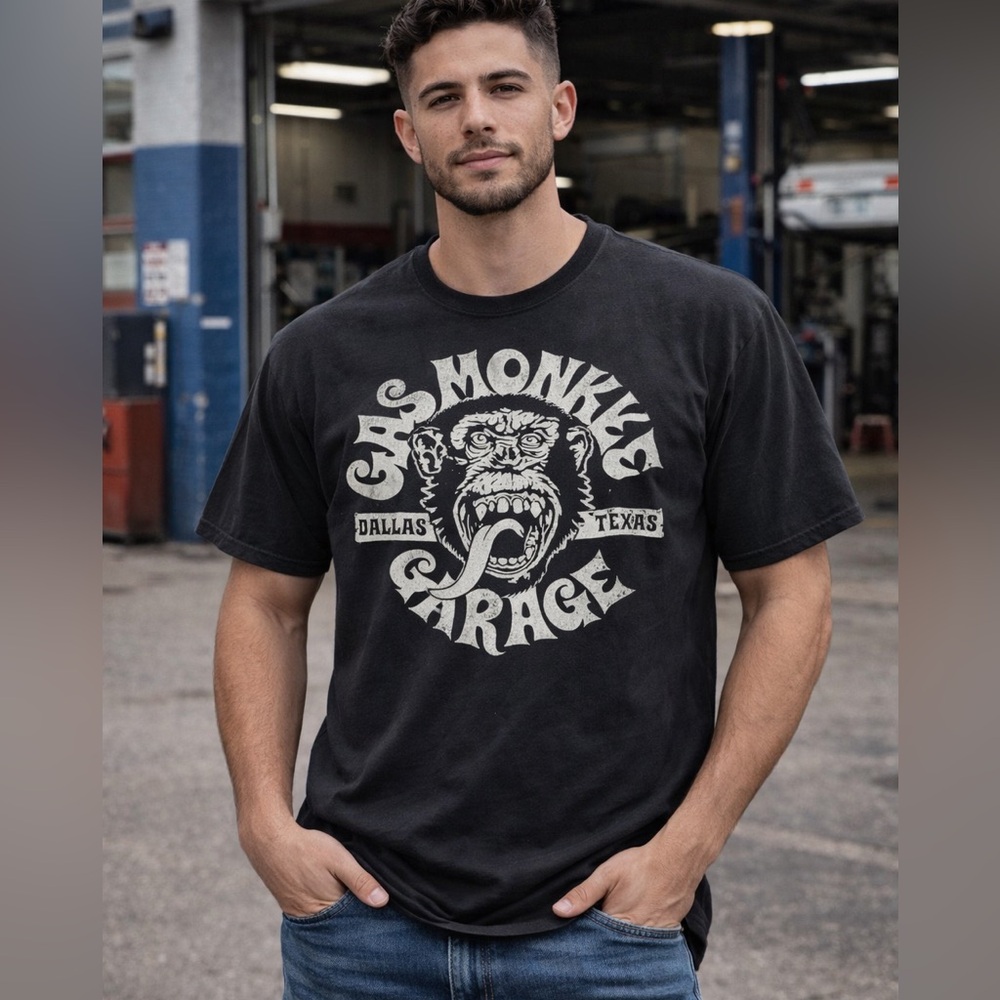 Gas Monkey Garage Dallas Texas T-Shirt XXL Black Graphic Tee Distressed Hole